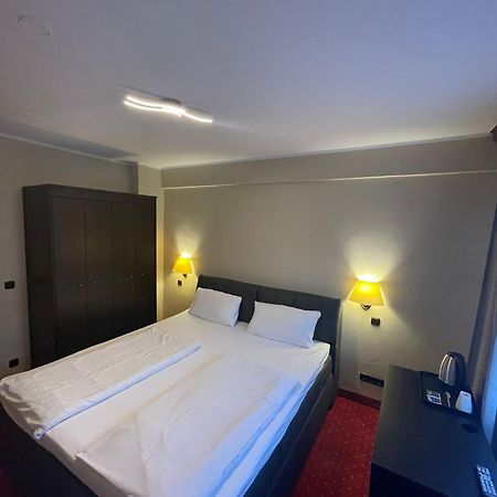 Sun Hotel Essen Buitenkant foto